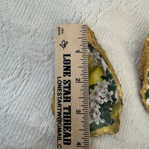 Handmade Decoupage Oyster Shell Trinket Dish Lemons, Pearl, Gold Trim - Picture 8 of 10